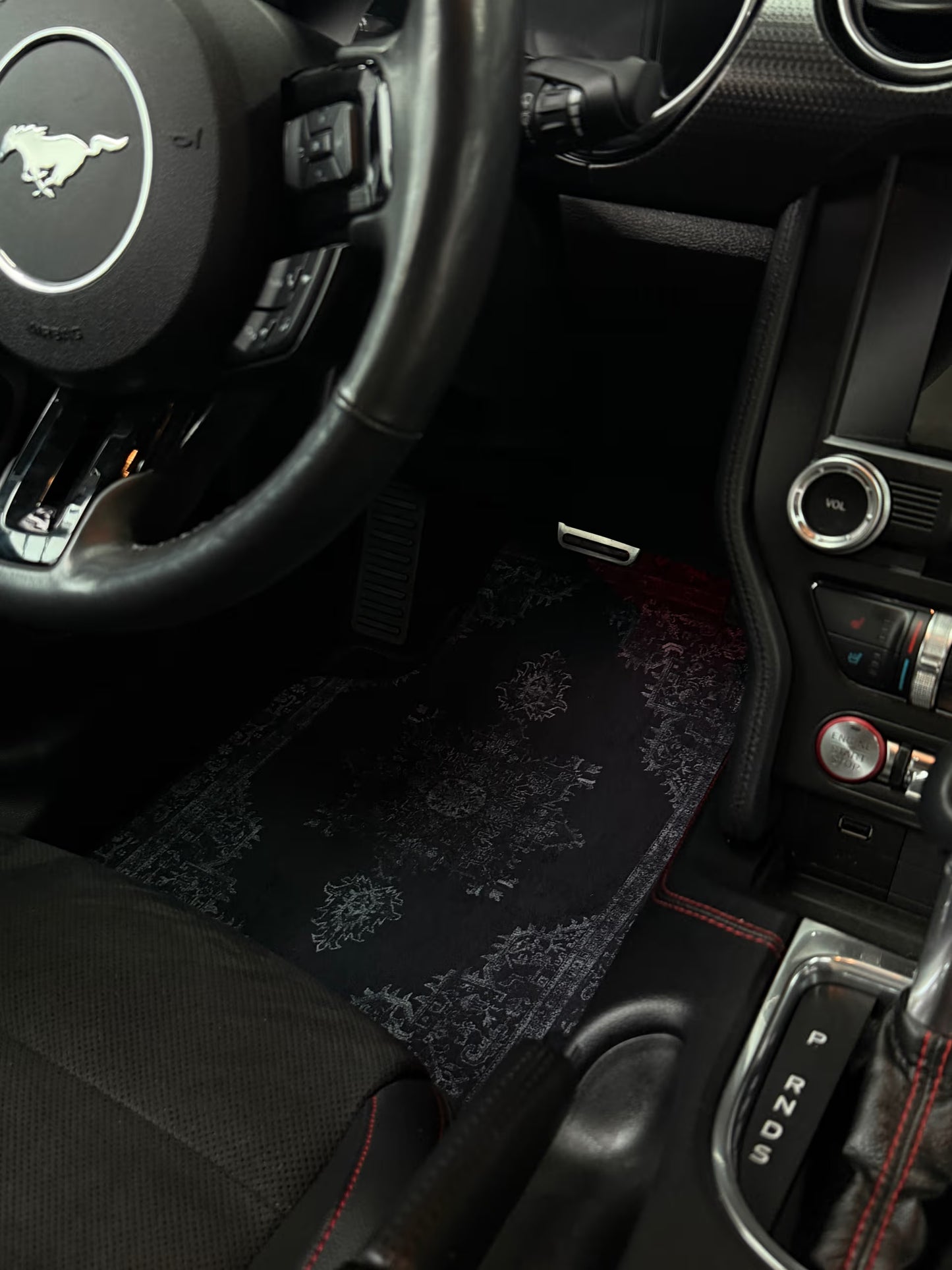 Persian Car Mats – Luna